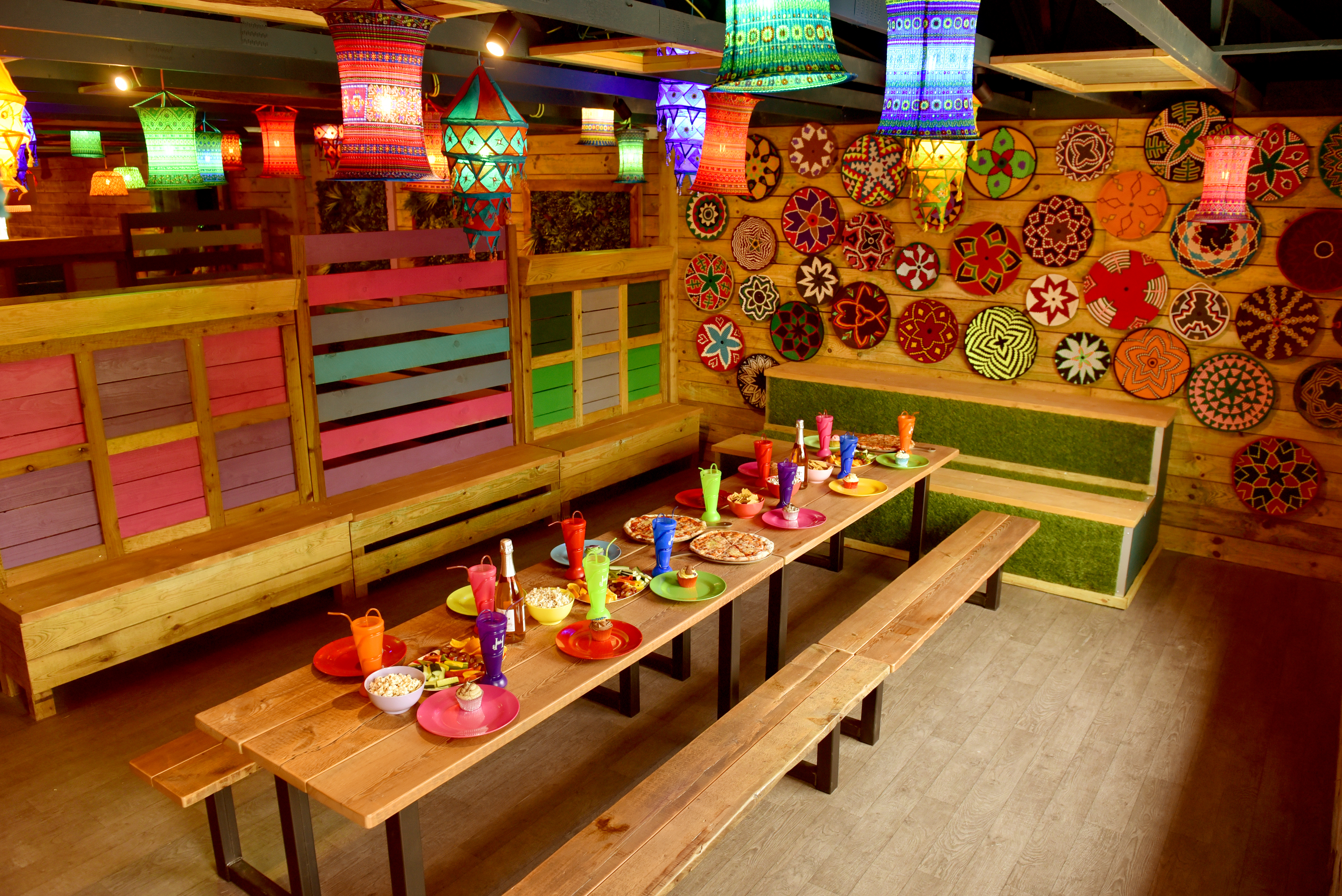 PARTY ROOMS 18